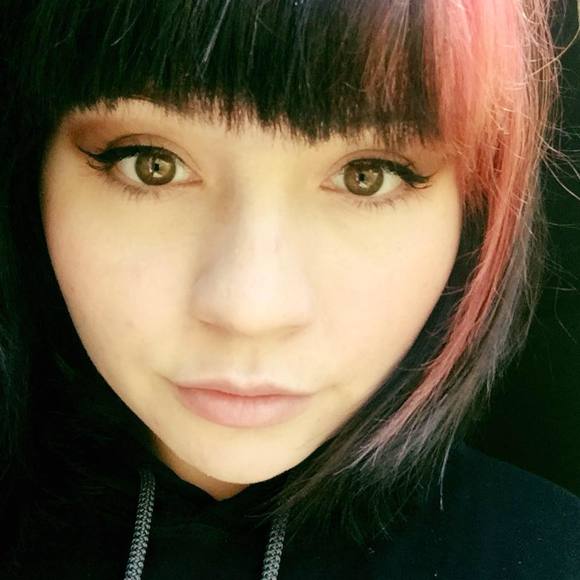 Meet your Posher, Verona - Picture 1 of 1